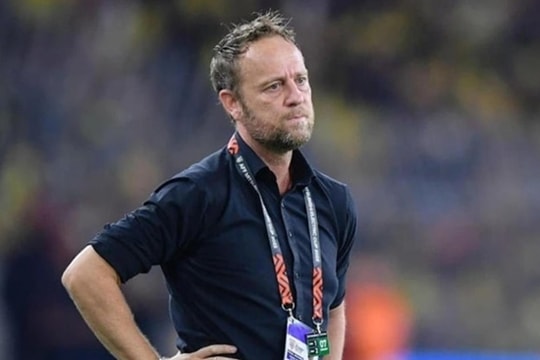 CAHN bị loại khỏi AFC Champions League Two: HLV Polking chỉ ra cú sốc tâm lý