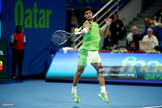 Carlos Alcaraz biến Andrey Rublev thành cựu vương để tiến vào chung kết Qatar Open