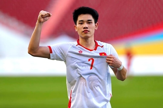 Bóng đá Việt Nam 22/2: Đình Bắc tỏa sáng thiện nguyện, Malaysia nguy cơ bị xử thua trắng