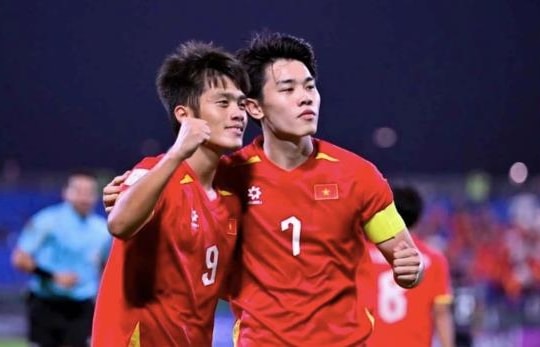 Sau hào quang châu Á: Cuộc chiến sinh tồn của Đình Bắc và dàn sao U23 Việt Nam tại V-League