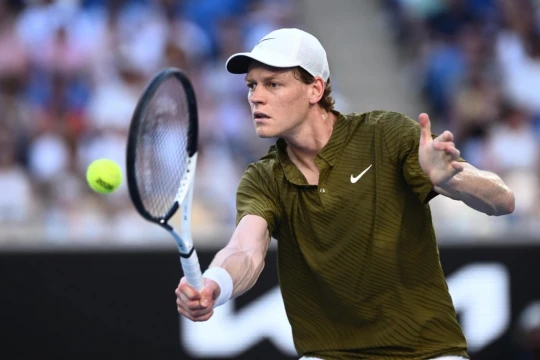 Jannik Sinner thừa nhận khó khăn sau thất bại sốc tại Qatar Open 2026