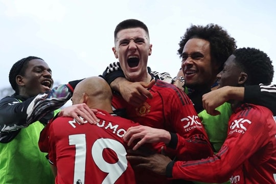 Michael Carrick và bài toán hàng công MU: Hy sinh Amad Diallo để kích hoạt Benjamin Sesko?