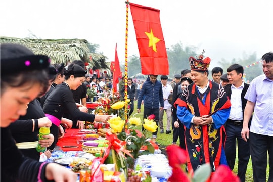 Lễ hội Lồng Tông xã Lâm Bình ngày 27-28/2/2026: Tái hiện nghi lễ nhảy lửa dân tộc Dao, hội bắt cá và chọi dê