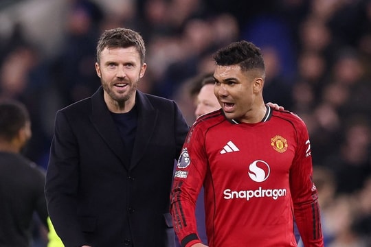 Casemiro và màn trình diễn đẳng cấp: "Hòn đá tảng" gồng gánh MU tại Goodison Park trước ngày chia tay