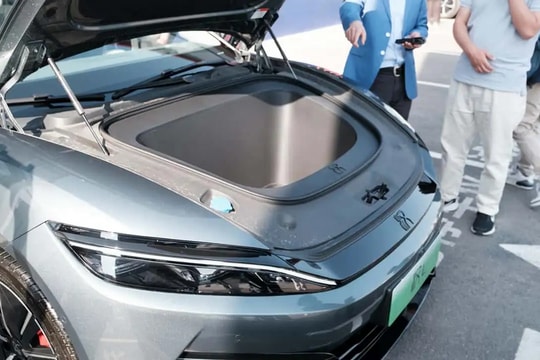 Ford Mustang Mach-E 2026: Khoang hành lý phía trước từ tiêu chuẩn thành tùy chọn trả phí