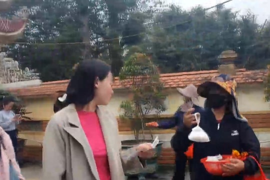 Chấn chỉnh nạn ăn xin, chèo kéo khách tại các lễ hội, đền chùa