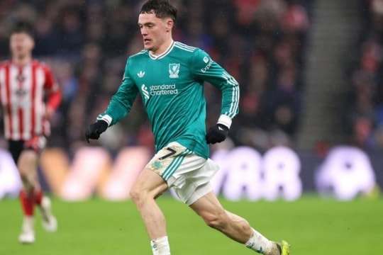 Liverpool mất Florian Wirtz: Bài toán sáng tạo và nỗi lo của Arne Slot trước West Ham