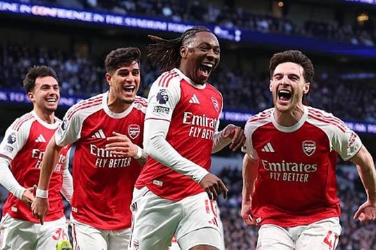 Arsenal vươn mình mạnh mẽ: Khi thầy trò Mikel Arteta thoát khỏi bóng Manchester City để thống trị châu Âu