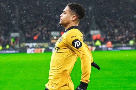 Wolves hạ gục Aston Villa 2-0: Đòn giáng mạnh vào tham vọng đua Top 4 của thầy trò Unai Emery