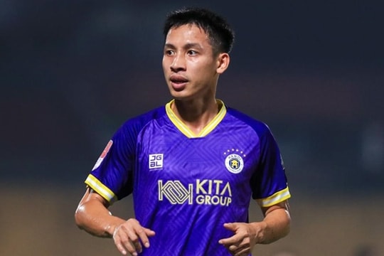 Đỗ Hùng Dũng vắng mặt tại derby Thủ đô trong danh sách 9 cầu thủ bị treo giò vòng 14 V-League