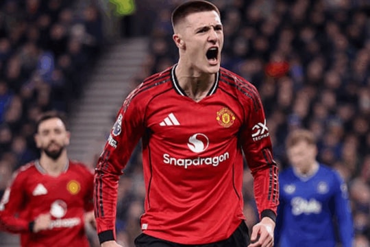 Benjamin Sesko thâu tóm giải thưởng tháng tại Man Utd: Đã đến lúc đá chính?