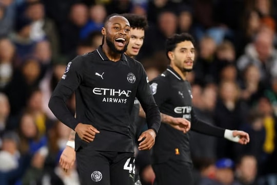 Man City nhọc nhằn hạ Leeds: Semenyo lên tiếng, giấc mơ bám đuổi Arsenal rực cháy