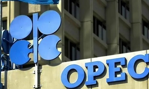 OPEC+ dự kiến tăng sản lượng 137.000 thùng/ngày vào tháng 4/2026 khi giá dầu neo cao