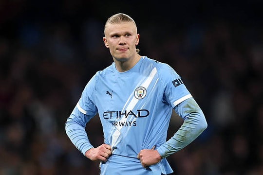 Haaland gây thất vọng ngày tái xuất, Man City đánh rơi chiến thắng trước Nottingham Forest