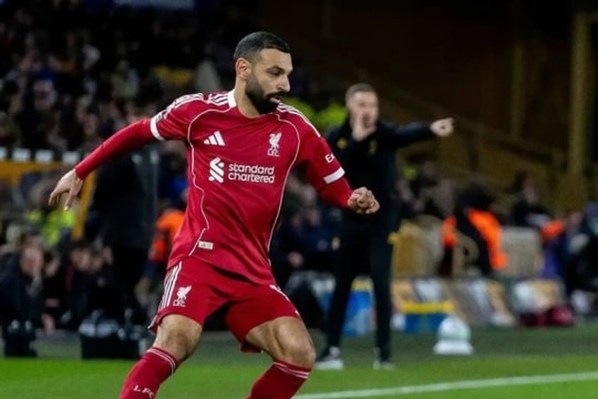 Chuyển nhượng tối 6/3: Salah đếm ngày rời Liverpool, Real Madrid săn đón Allegri
