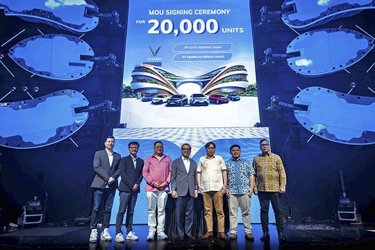 VinFast cung cấp 20.000 ô tô điện cho hai đối tác lớn tại Indonesia đến năm 2028