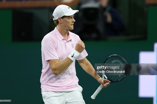 Jannik Sinner khởi đầu hành trình bảo vệ ngôi vương Indian Wells bằng chiến thắng tốc hành