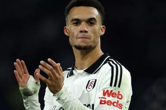 Manchester United nhắm chiêu mộ Antonee Robinson với giá 25 triệu bảng