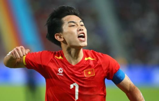 Nguyễn Đình Bắc lọt top Gương mặt trẻ tiêu biểu, đặt mục tiêu vô địch ASEAN Cup 2026