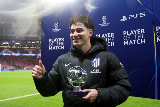 Julian Alvarez rực sáng đè bẹp Tottenham: Atletico Madrid ra thông điệp đanh thép cho Barca và Arsenal