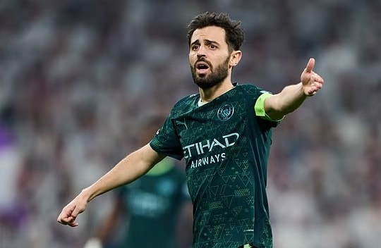 Man City thảm bại 0-3 trước Real Madrid: Bernardo Silva thừa nhận tương lai đen tối