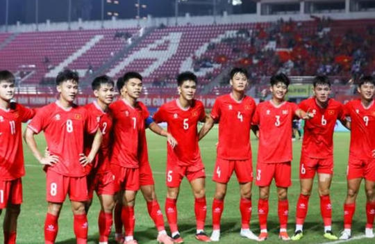 U23 Việt Nam triệu tập 30 cầu thủ dự giải Trung Quốc: PVF-CAND chiếm ưu thế