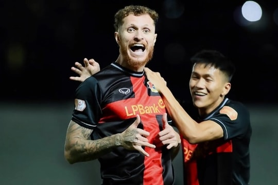 HLV Kim Sang Sik hụt 3 ngôi sao nhập tịch gốc Brazil trước trận đại chiến Malaysia tại Asian Cup