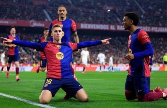 Barcelona chạm trán Sevilla: Hansi Flick quyết tâm đòi nợ và xây chắc ngôi đầu La Liga