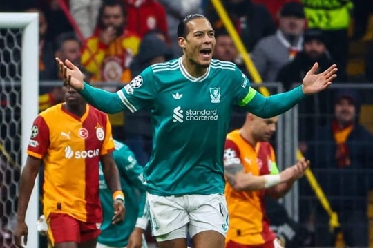 Nghịch lý giúp Ngoại hạng Anh giữ chắc suất Champions League thứ 5 dù thảm bại