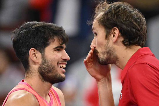 Bán kết Indian Wells 2026: Carlos Alcaraz đại chiến Medvedev, Sinner quyết đấu Zverev