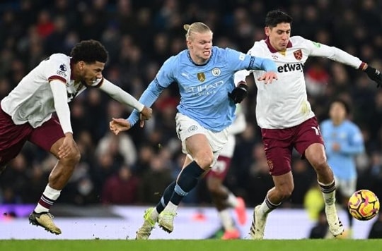 Man City đặt kỳ vọng vào Rayan Cherki để khuất phục West Ham tại London