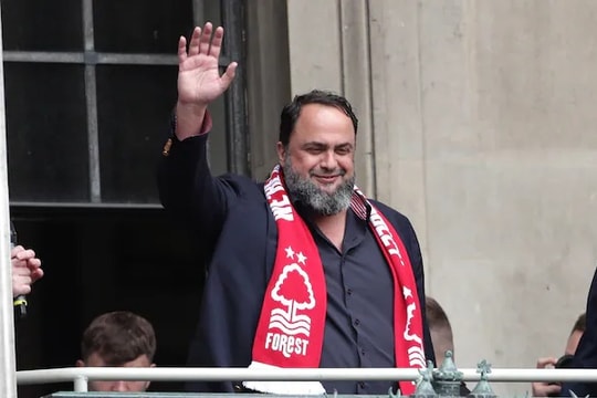Evangelos Marinakis: Chân dung ông trùm tàn nhẫn nhưng đầy hào phóng của Nottingham Forest