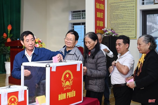 Cử tri gửi trọn niềm tin vào đại biểu dân cử