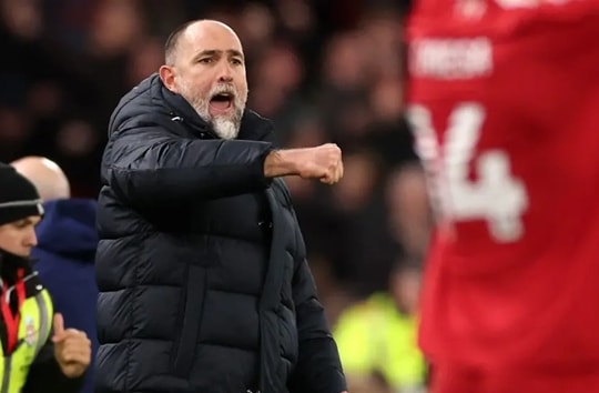 Cuộc đua trụ hạng Ngoại hạng Anh: West Ham, Tottenham và Forest nghẹt thở tìm cửa thoát