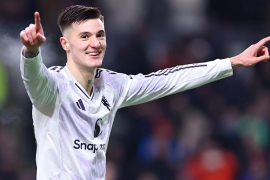 Man Utd thắng áp đảo Aston Villa: Benjamin Sesko và lời khẳng định cho tầm nhìn của Jason Wilcox