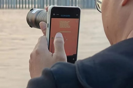 Cận cảnh cấu hình OPPO Find X9 Ultra: Chip Snapdragon 8 Elite Gen 5 và pin 7.050mAh