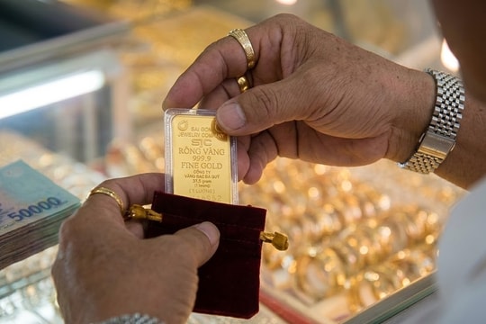 Cập nhật giá vàng chiều nay 18/3: SJC PNJ BTMC giữ giá 183 triệu