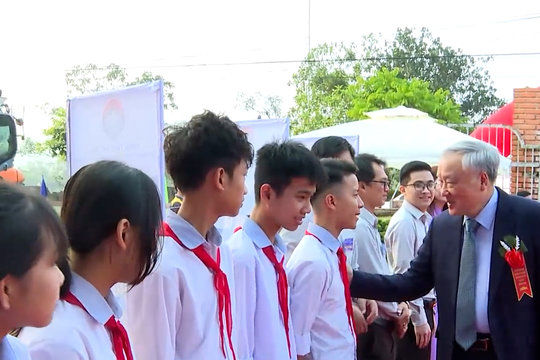 Hà Tĩnh cùng cả nước đồng loạt khởi công 121 trường học vùng biên