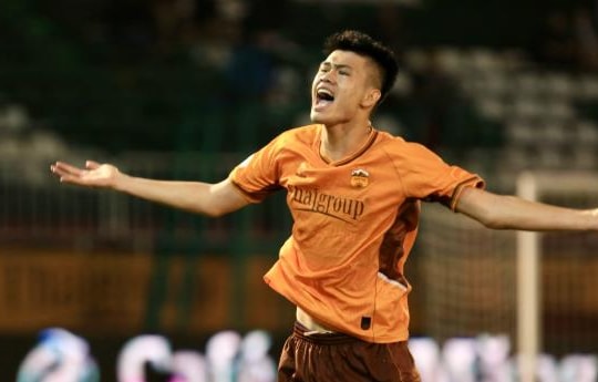 Trung vệ 1m95 Đinh Quang Kiệt: Vũ khí bí mật của U23 Việt Nam tại giải CFA 2026