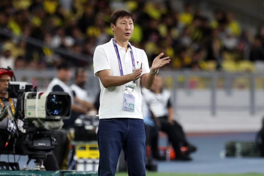 HLV Kim Sang-sik thay máu tuyển Việt Nam: Đặt niềm tin vào dàn sao trẻ và bộ đôi gốc Brazil