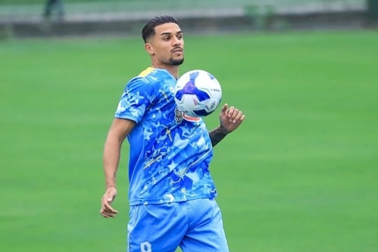 Đỗ Hoàng Hên rực cháy trong buổi tập đầu cùng ĐT Việt Nam, quyết tâm hạ Malaysia