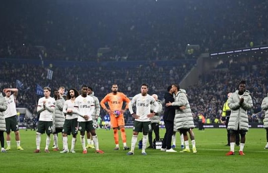 Chelsea thảm bại 0-3 trước Everton: Khi sự kiên nhẫn với Liam Rosenior dần cạn kiệt