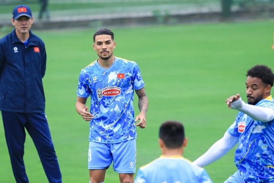 HLV Kim Sang-sik và bài toán 72 giờ: Đội tuyển Việt Nam khó lột xác ngay lập tức