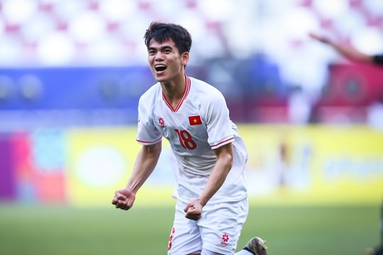 Khuất Văn Khang và tham vọng đưa tuyển Việt Nam trở lại top 100 FIFA