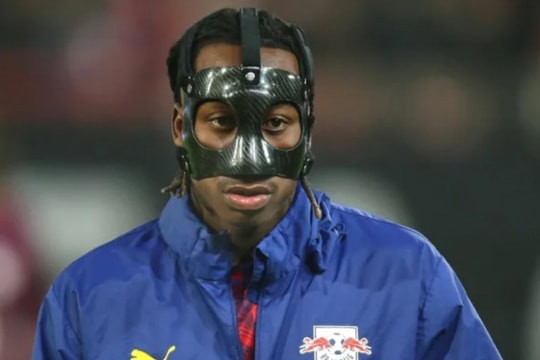 Liverpool tìm người kế vị Mohamed Salah: Từ 'thần đồng' Diomande đến siêu sao Michael Olise