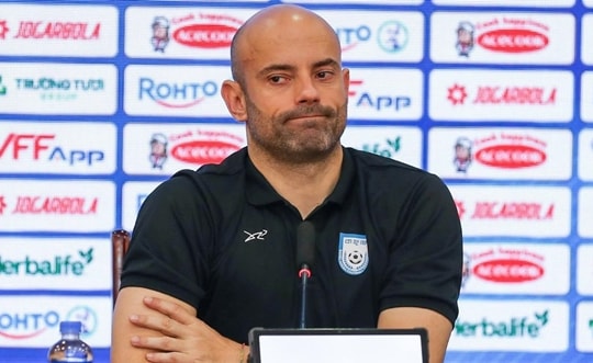 HLV Bangladesh dè chừng dàn sao nhập tịch của tuyển Việt Nam tại Hàng Đẫy