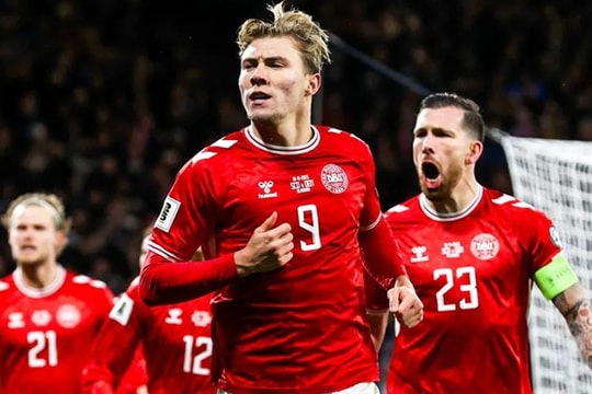 16 anh hào tử chiến giành 4 vé vớt dự World Cup 2026: Thách thức cho Italy và Đan Mạch