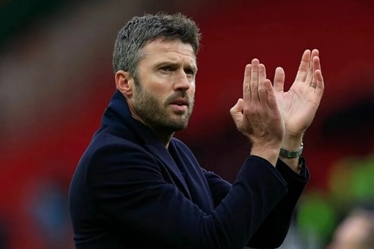 Nội bộ Man Utd chia rẽ về ghế HLV: Giữ Michael Carrick hay bổ nhiệm Luis Enrique?