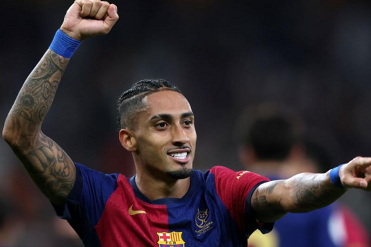 Chuyển nhượng tối 27/3: PSG chi 250 triệu euro cho sao Barca, Arsenal săn đón Le Fee