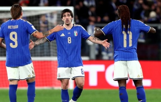 Italia 2-0 Bắc Ireland: Sandro Tonali rực sáng đưa Azzurri vào chung kết play-off